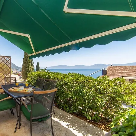 شقة Horizont - 150 M From Pebble Beach بريست